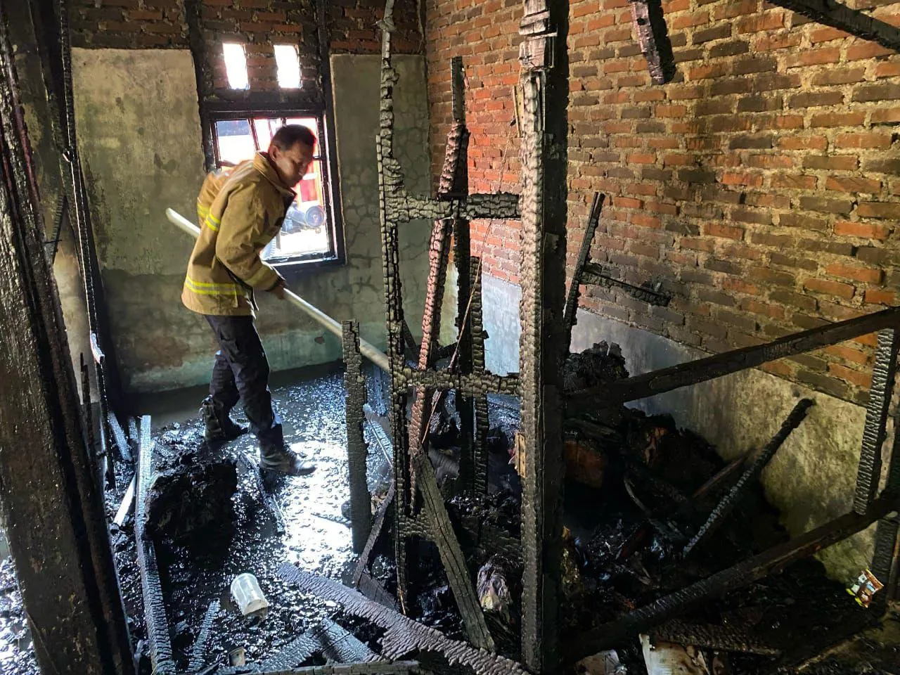 Satu Unit Rumah di Darussalam Terbakar