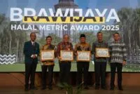 Komitmen Perkuat Ekosistem Halal dan Wisata Syariah, Aceh Raih Gold Award UB Halalmetric 2025