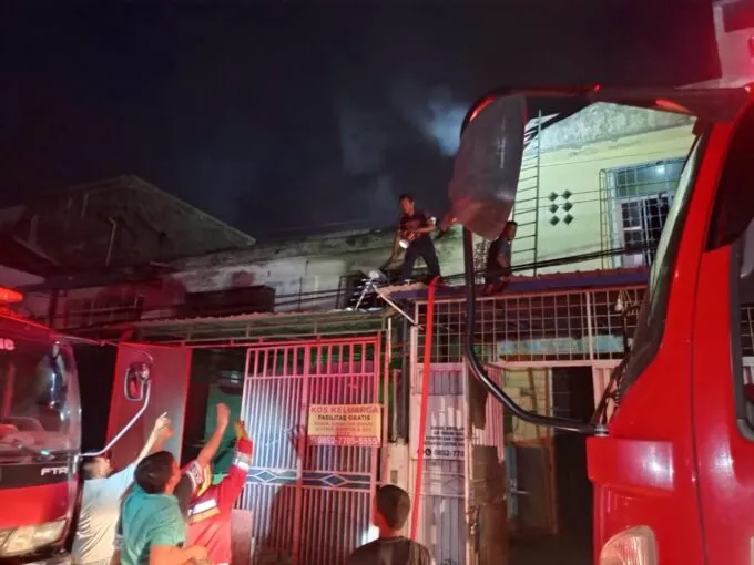 Kebakaran Landa Gampong Mulia Banda Aceh, 8 Unit Ruko Terdampak