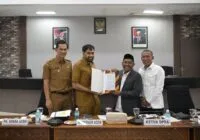 Mualem Apresiasi Kekompakan Pemerintah Aceh dengan Legislatif Pada Pembahasan Revisi UUPA