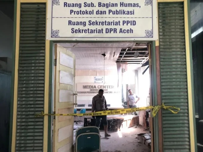 Kebakaran Ruang Humas DPRA Diduga Akibat Korsleting AC