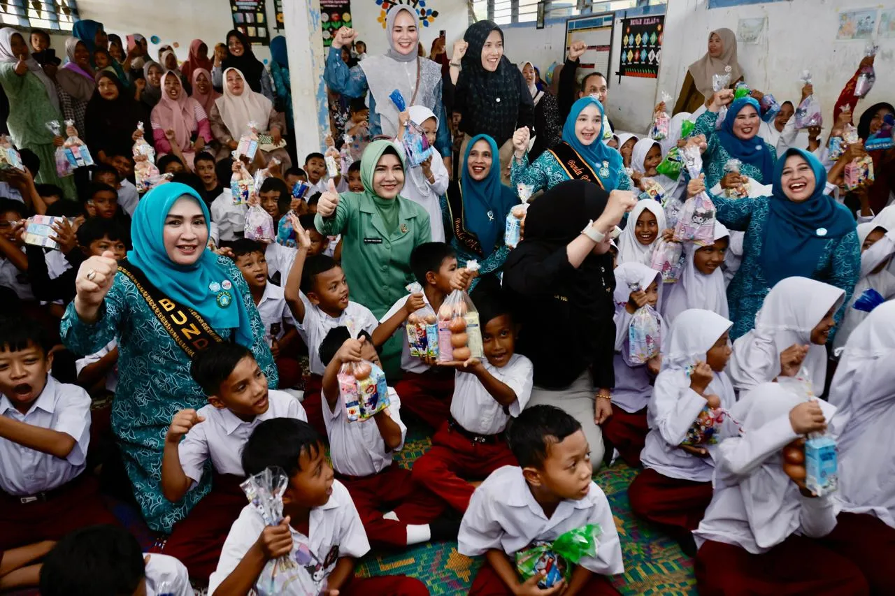 Marlina Muzakir Sosialisasikan Pola Makan Sehat B2SA di Aceh Selatan