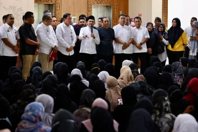 Wagub Tanggapi Aksi Unjuk Rasa Nakes RSUDZA: Semua Tuntutan Akan Diproses Sesuai Regulasi