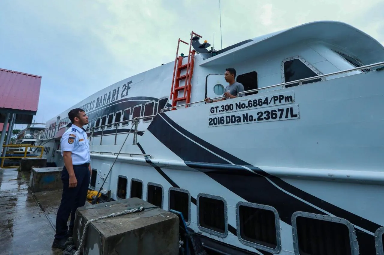 Kapal Cepat Ulee Lheue–Sabang Dibatalkan Sementara Akibat Cuaca Buruk