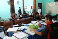 Kantor Keuchik Cot Ba’u Digeledah, Kejari Sabang Sita Sejumlah Dokumen Penting