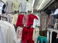 Menjelang 17 Agustus, Permintaan Setelan Merah Putih di Pasar Aceh Meningkat