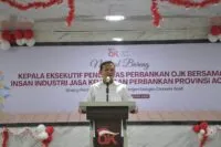 Pemerintah Aceh Minta OJK Bantu Transformasi Bank Aceh Syariah Jadi Bank Devisa