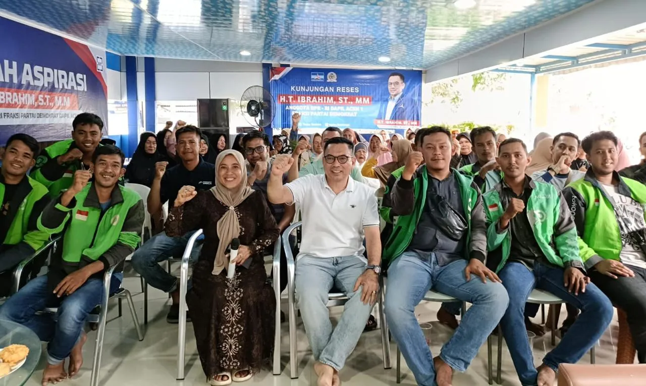 Sambut HUT Demokrat: HT Ibrahim Serap Aspirasi Warga di Aceh Besar, Bagikan Ratusan Sembako