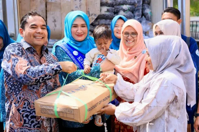 Cegah Stunting, Kak Ana Salurkan 5,4 Ton Ikan Segar untuk Warga Lhokseumawe