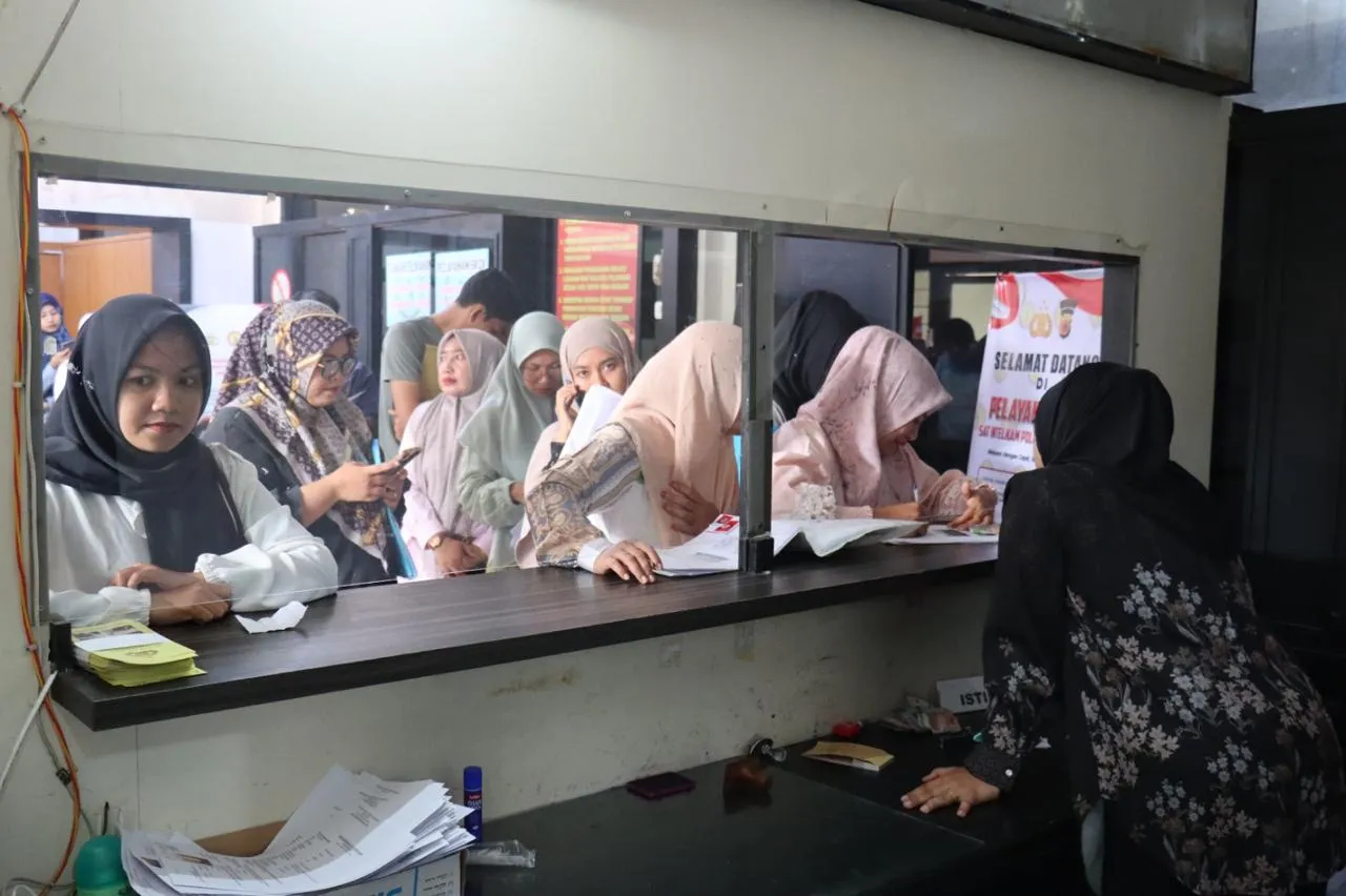 Polresta Banda Aceh Dipadati Warga Pengurus SKCK Keperluan PPPK