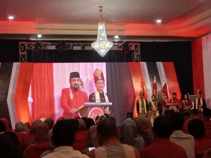 Penutupan Bimtek dan Rapim Partai Aceh, Al-Farlaky Ajak Rangkul Anak Muda