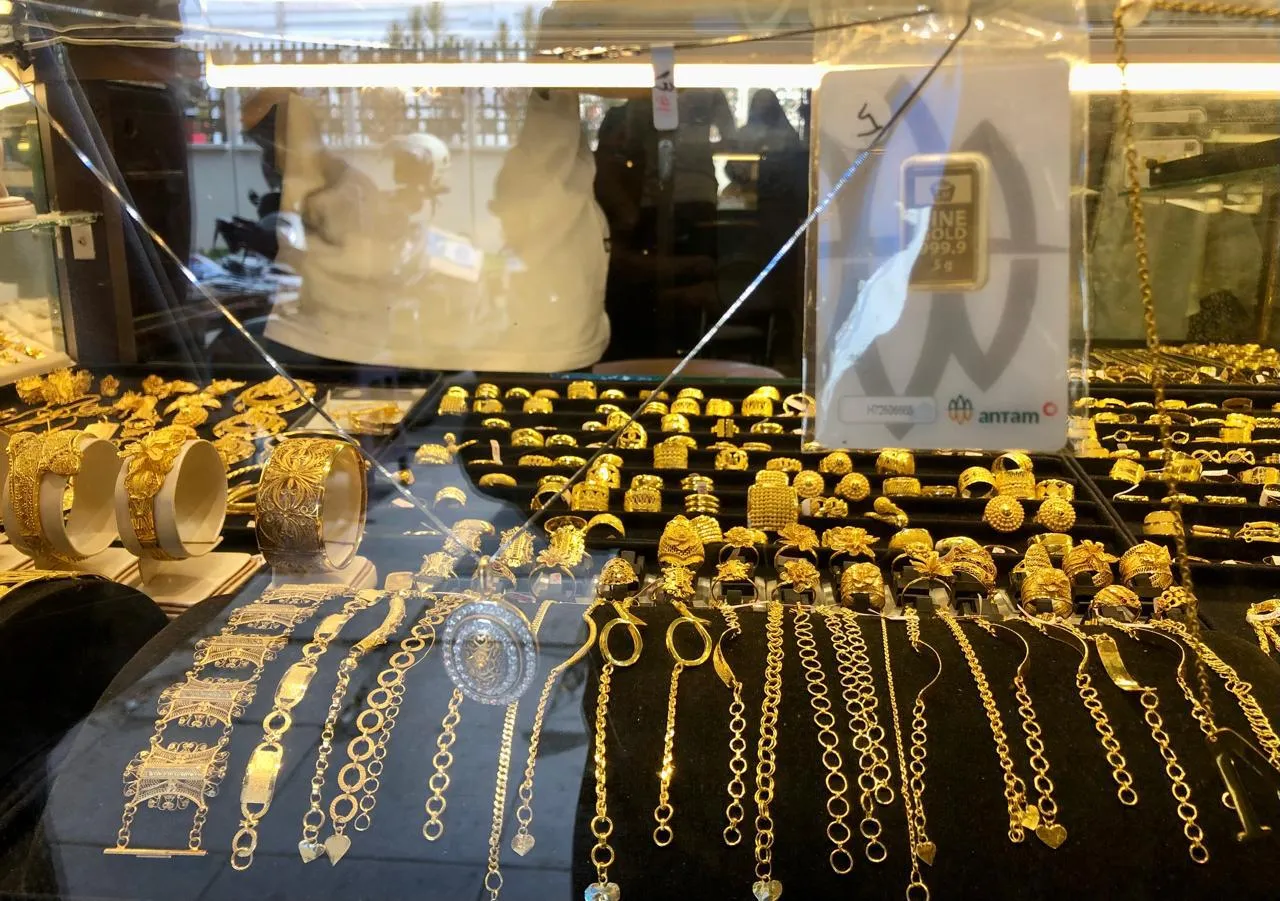 Harga Emas Turun, Tapi Antam Malah Naik Gara-Gara Stok Kosong