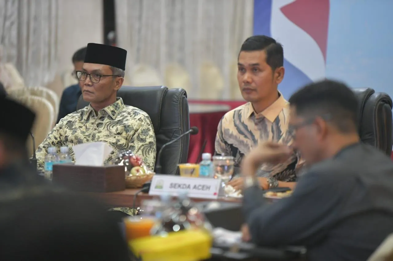 Sekda Aceh dan Forbes DPR/DPD RI Bahas Perubahan UUPA dan Dana Otonomi Khusus