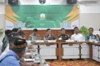 Wagub Pimpin Rapat Bahas Solusi Pembayaran Tanaman Tanam Tumbuh di Proyek Tol Padang Tiji–Seulimeum