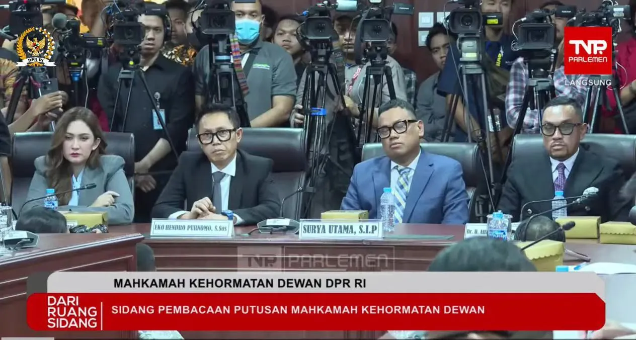 MKD Nonaktifkan Tiga Anggota DPR, Nafa Urbach Hingga Ahmad Sahroni Terbukti Langgar Etik
