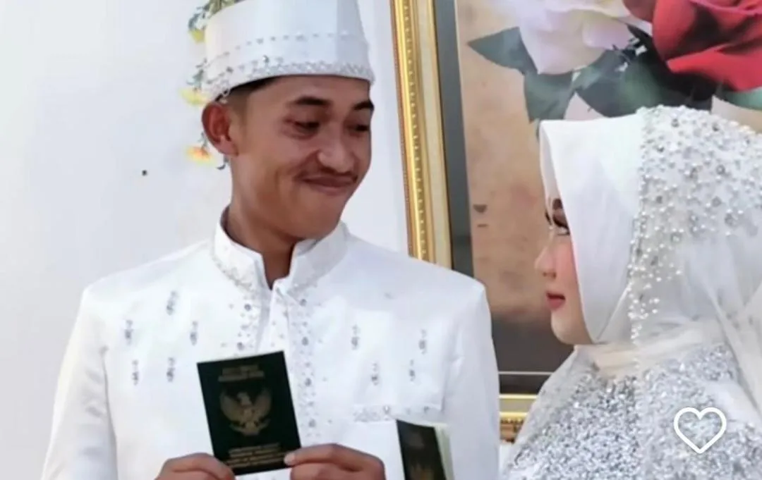 Terhalang Banjir dan Longsor, Pria Asal Takengon Tempuh 136 Km Jalan Kaki Demi Akad Nikah