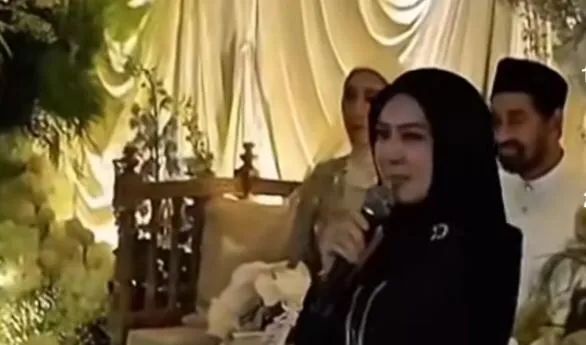 Heboh Video Diduga Pernikahan Mualem Beredar di Media Sosial