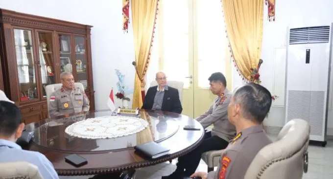 Pastikan Kamtibmas Aceh Terjaga, Wali Nanggroe Panggil Kapolda Marzuki