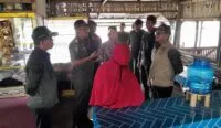 Satpol PP Aceh Besar Tertibkan Warga Mokel di Warung Indrapuri Saat Siang Ramadhan