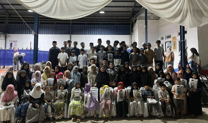 Yayasan Halimon Al-Asyi–Serikat Galaxy Santuni 120 Anak Yatim Jelang Idul Fitri