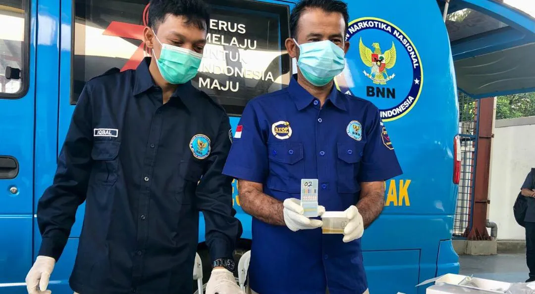 BNNP Aceh Cek Urin 50 Sopir Mudik Gratis