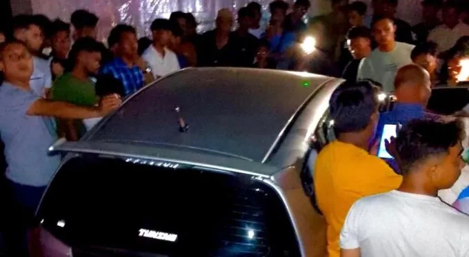 Parkir Sejak Sore, Dua Penumpang Ditemukan Tak Bernyawa di Dalam Mobil