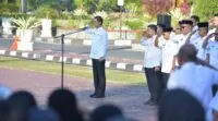 Sekda Aceh Pimpin Apel Perdana Pasca Idul Fitri, Ajak ASN Tingkatkan Kinerja dan Disiplin