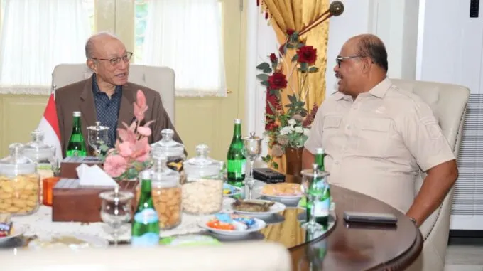 Terima Kunjungan Kaposwil PRR, Wali Nanggroe Minta Penanganan Menyeluruh Aceh Pasca Bencana