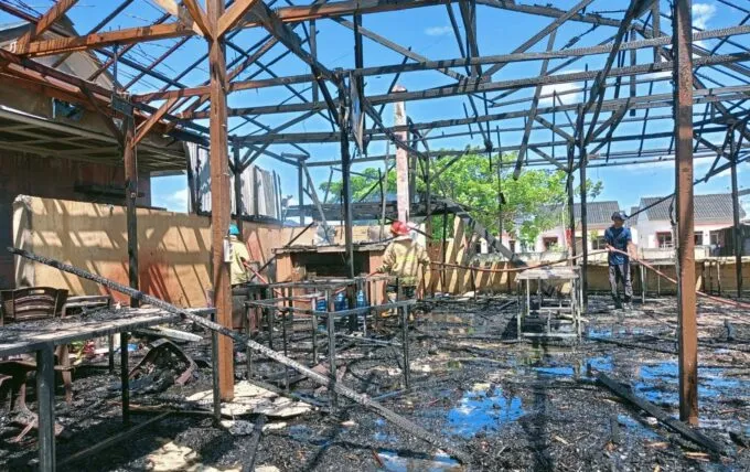 Warung Kopi di Aceh Besar Ludes Terbakar, Diduga Dipicu Api Dapur Kayu