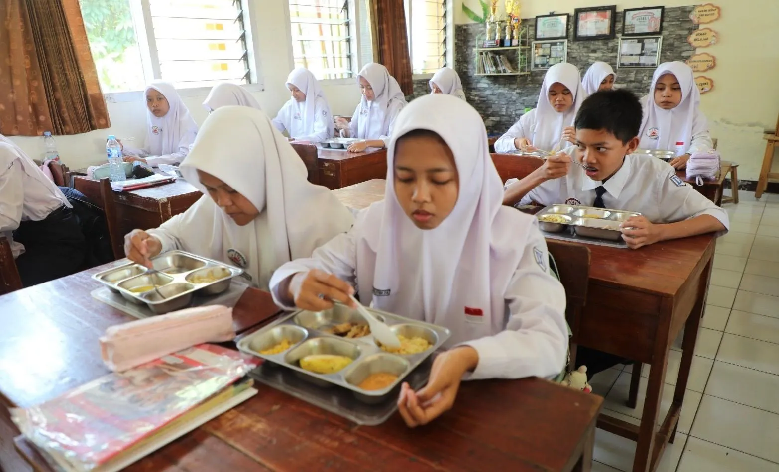 Program MBG Dihentikan Sementara Selama Libur Sekolah, Orangtua Tak Keberatan