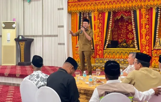 Pelayanan Jamaah Haji Aceh Bejalan Baik, Dek Fadh Apresiasi Tim PPHD