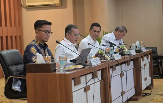Sekda Aceh Usul Daerah Diberi Kewenangan Kelola Jaminan Kesehatan Sendiri pada Komisi IX DPR RI