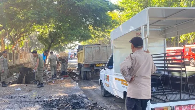 110 lapak Liar di Kopelma Darussalam Ditertibkan