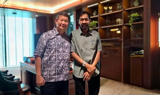 Bertemu Hashim, Mualem Bahas Percepatan Pembangunan Ekonomi Aceh