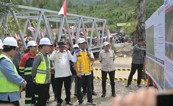 Dek Fadh Dampingi Wapres Gibran 𝗧𝗶𝗻𝗷𝗮𝘂 𝗝𝗲𝗺𝗯𝗮𝘁𝗮𝗻 𝗟𝘂𝗺𝘂𝘁 𝗱𝗮𝗻 𝗝𝗲𝗺𝗯𝗮𝘁𝗮𝗻 𝗞𝗲𝗻𝗱𝗮𝘄𝗶