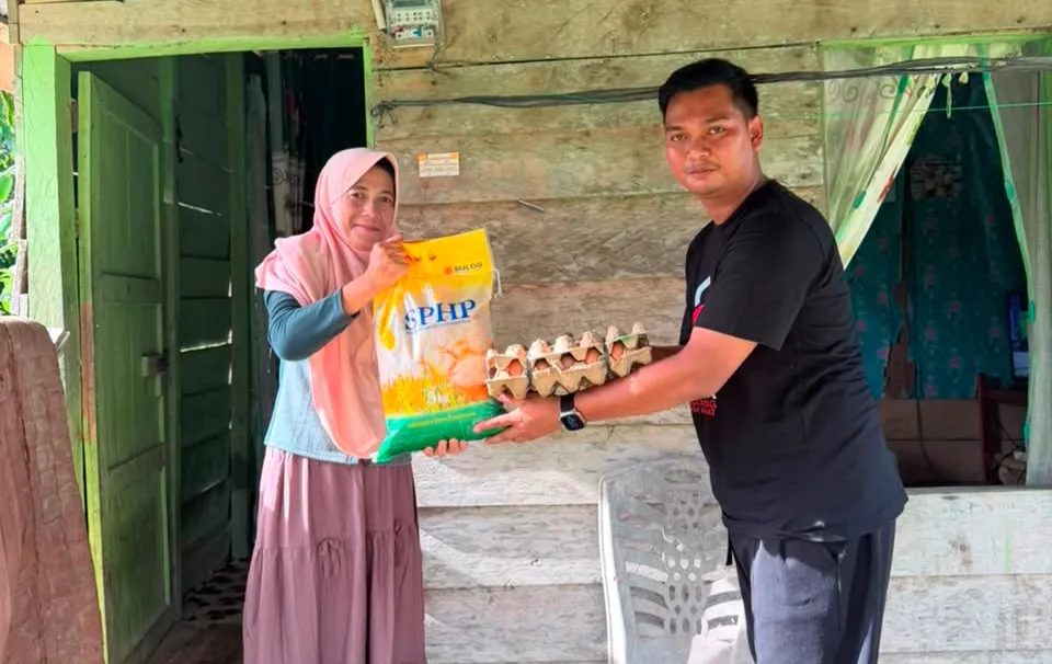 Hari Damai Aceh ke-21 Diperingati Muda Seudang Aceh Barat dengan Salurkan Sembako