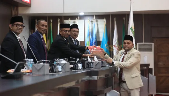 Pemerintah Aceh Terima Catatan dan Rekomendasi DPRA atas Pertanggungjawaban APBA 2025