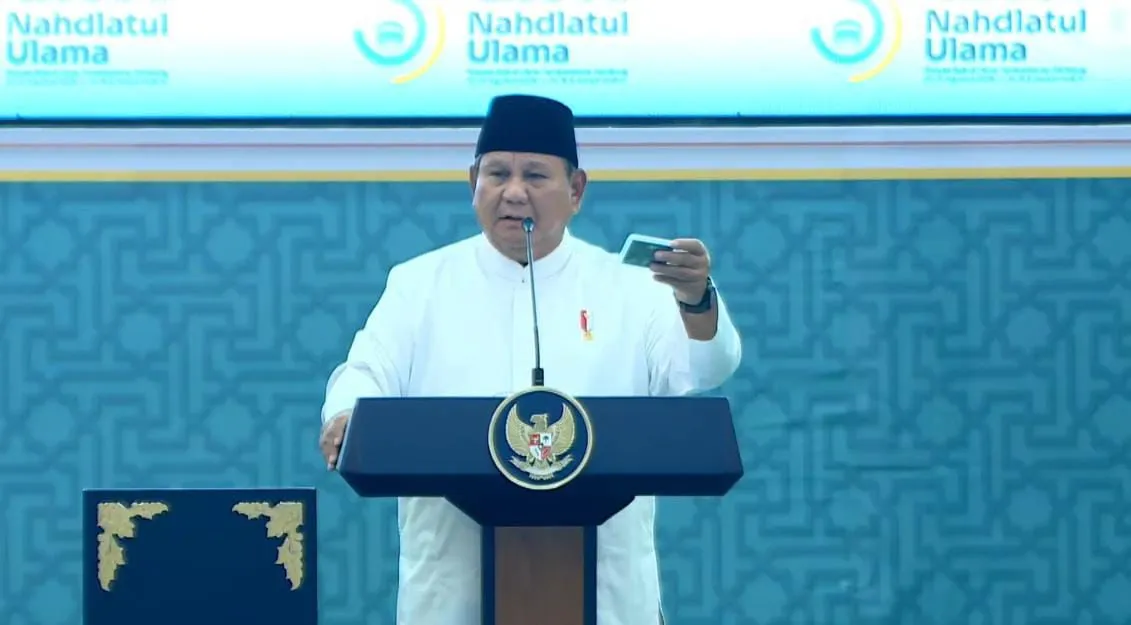 Prabowo Terima Kartu Anggota NU Seumur Hidup