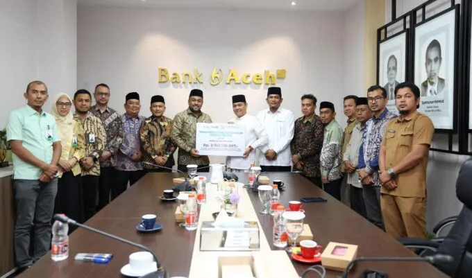 Bank Aceh Salurkan Zakat Rp11,94 Miliar, Baitul Mal Sebut Sebagai Muzaki Terbesar