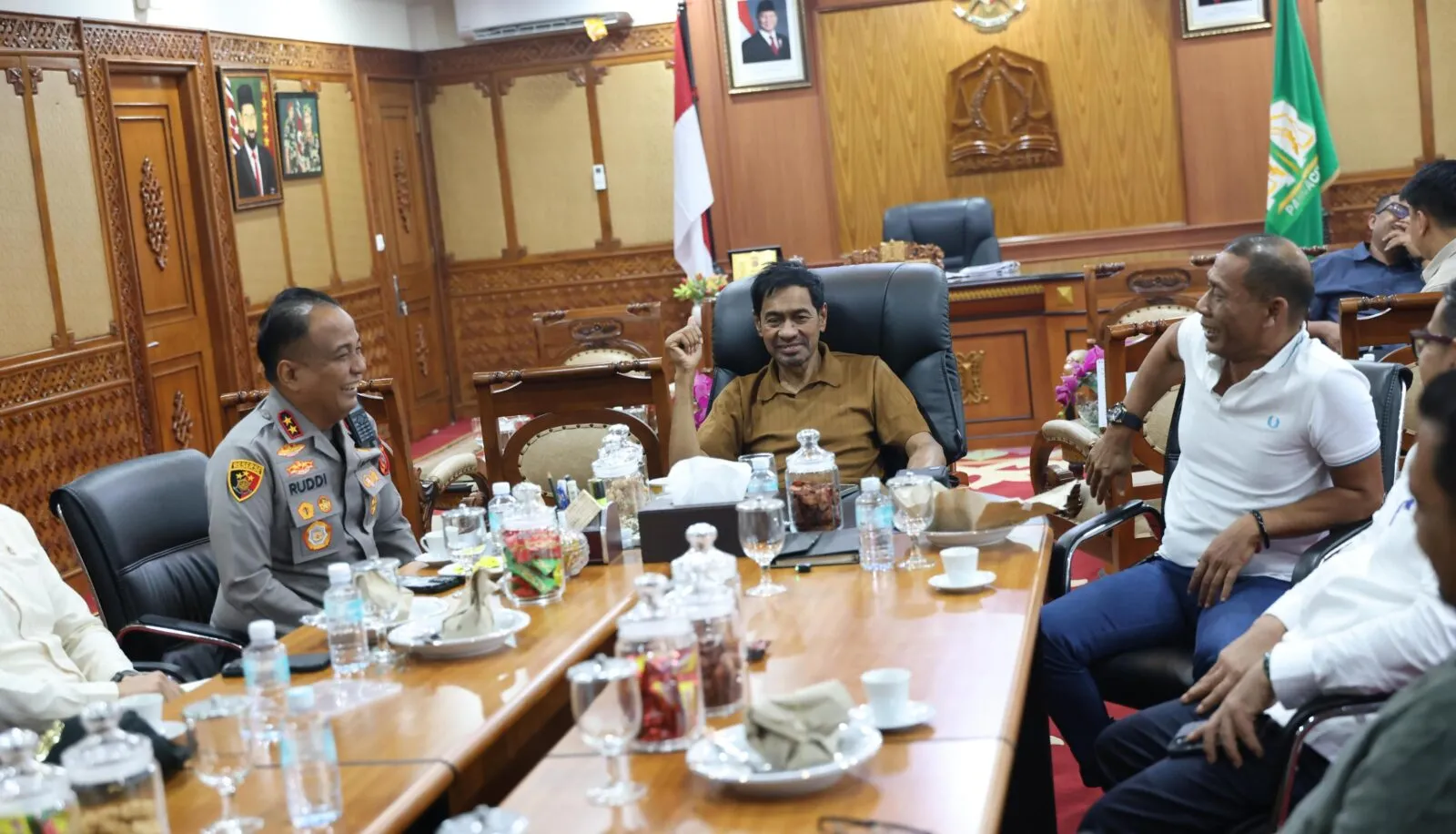 Mualem Bahas Mitigasi Bencana Bersama Kapolda dan Ketua DPRA