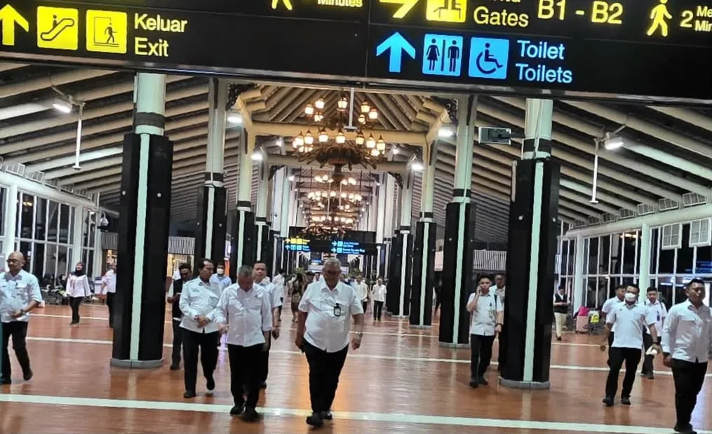 Abu Vulkanik Anak Krakatau Mereda, Sejumlah Bandara Kembali Dibuka