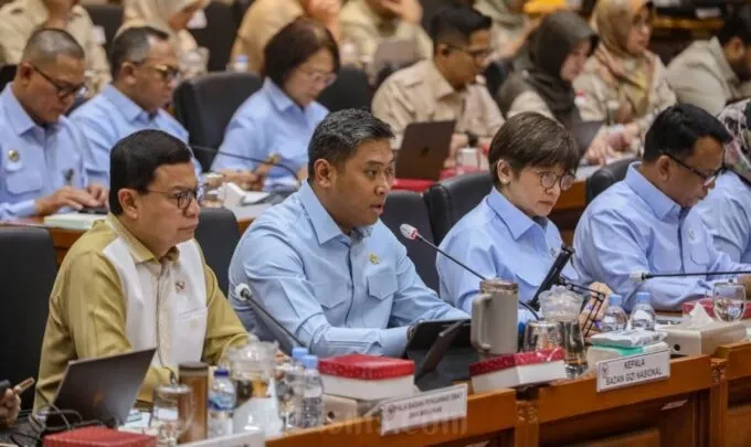 BGN Jelaskan Ketentuan Pelaksanaan MBG di Sekolah Negeri
