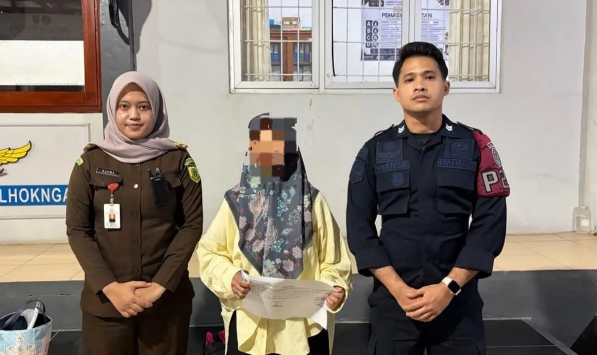 Kejari Banda Aceh Tahan Oknum Dosen dalam Perkara Korupsi Beasiswa Aceh