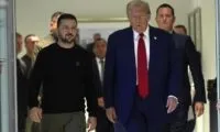 Trump Desak Zelensky Berdamai dengan Rusia, Sebut Kesepakatan Bisa Tercapai Sejak 2024